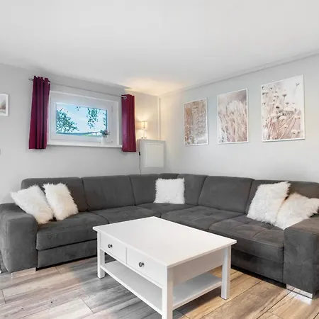 Ruegenferienhaus Gartenwohnung