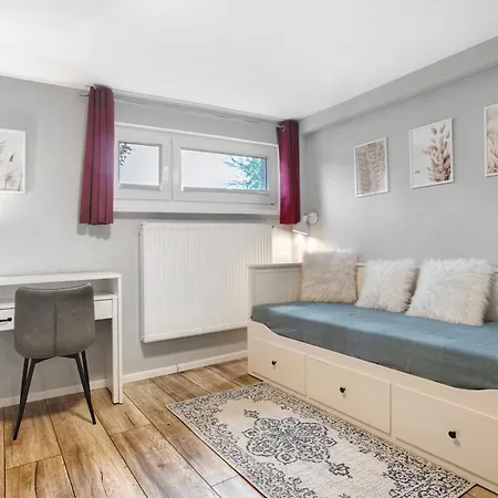 Ruegenferienhaus Gartenwohnung Appartamento *